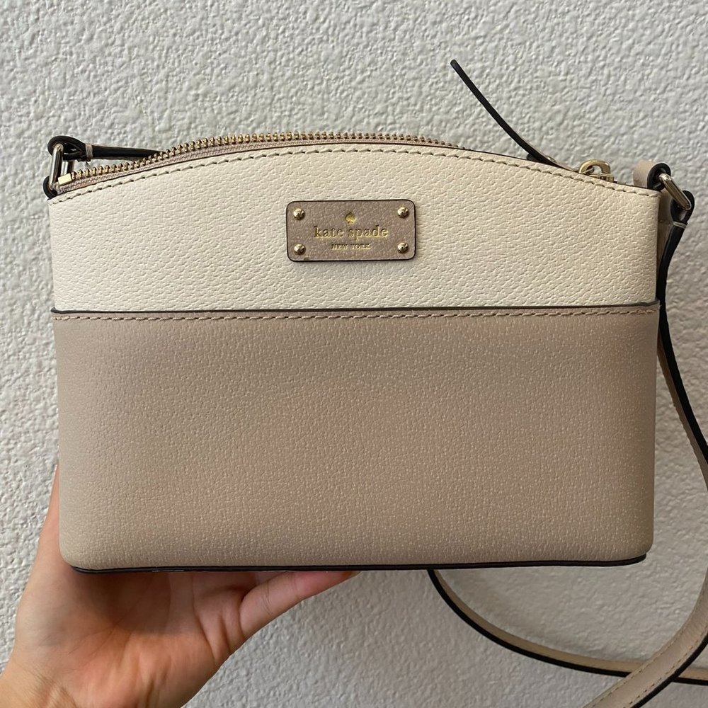Kate Spade Grove Street Millie White and Beige Crossbody Bag